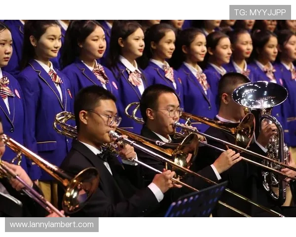 国内寰亚星空乐团举办的音乐会现场盛况回顾与精彩瞬间分析